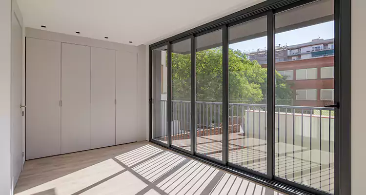 Fix Sliding Screen Door Track in Lafayette, CA